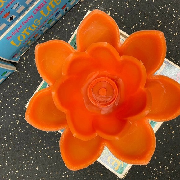 4 Vtg Lotus Lite Candle Glo Floating Pool Candles Tiki MCM Red Orange Bl… - Picture 4 of 11